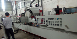 如何測試數(shù)控鉆孔機？