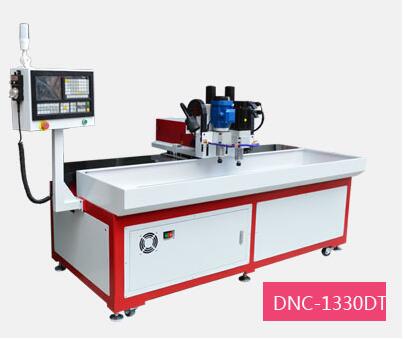 熱熔數(shù)控鉆孔機(jī)